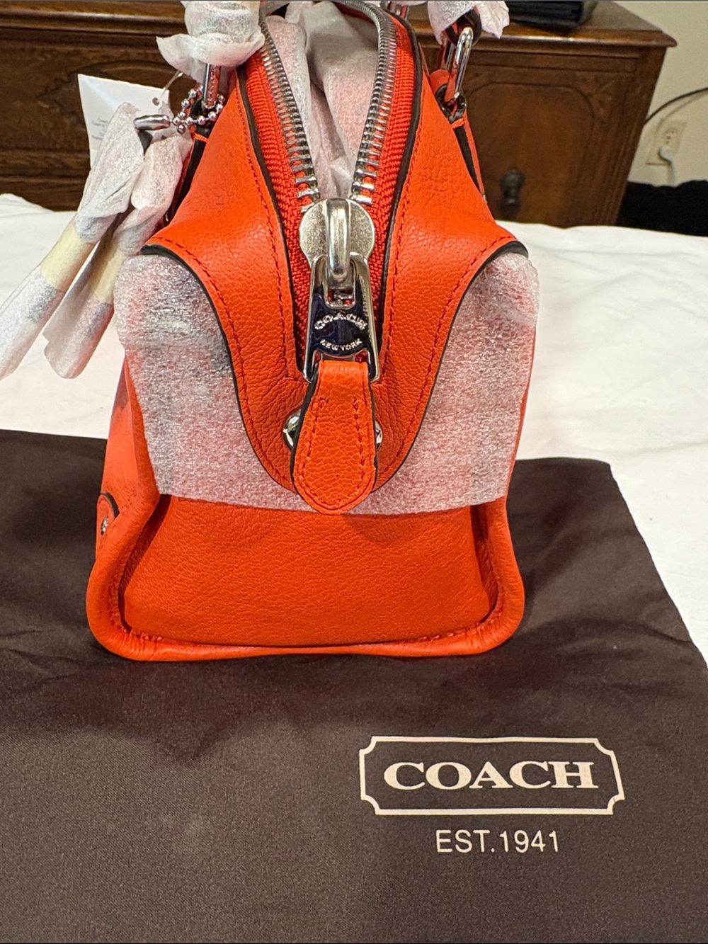 NWT Coach Rhyder Coral Leather Satchel with Turn-Lock Detail No 33690 - Picture 4 of 14